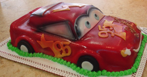 bolo aniversário cars