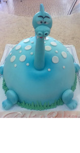 Bolo de aniversário dinossauro azul